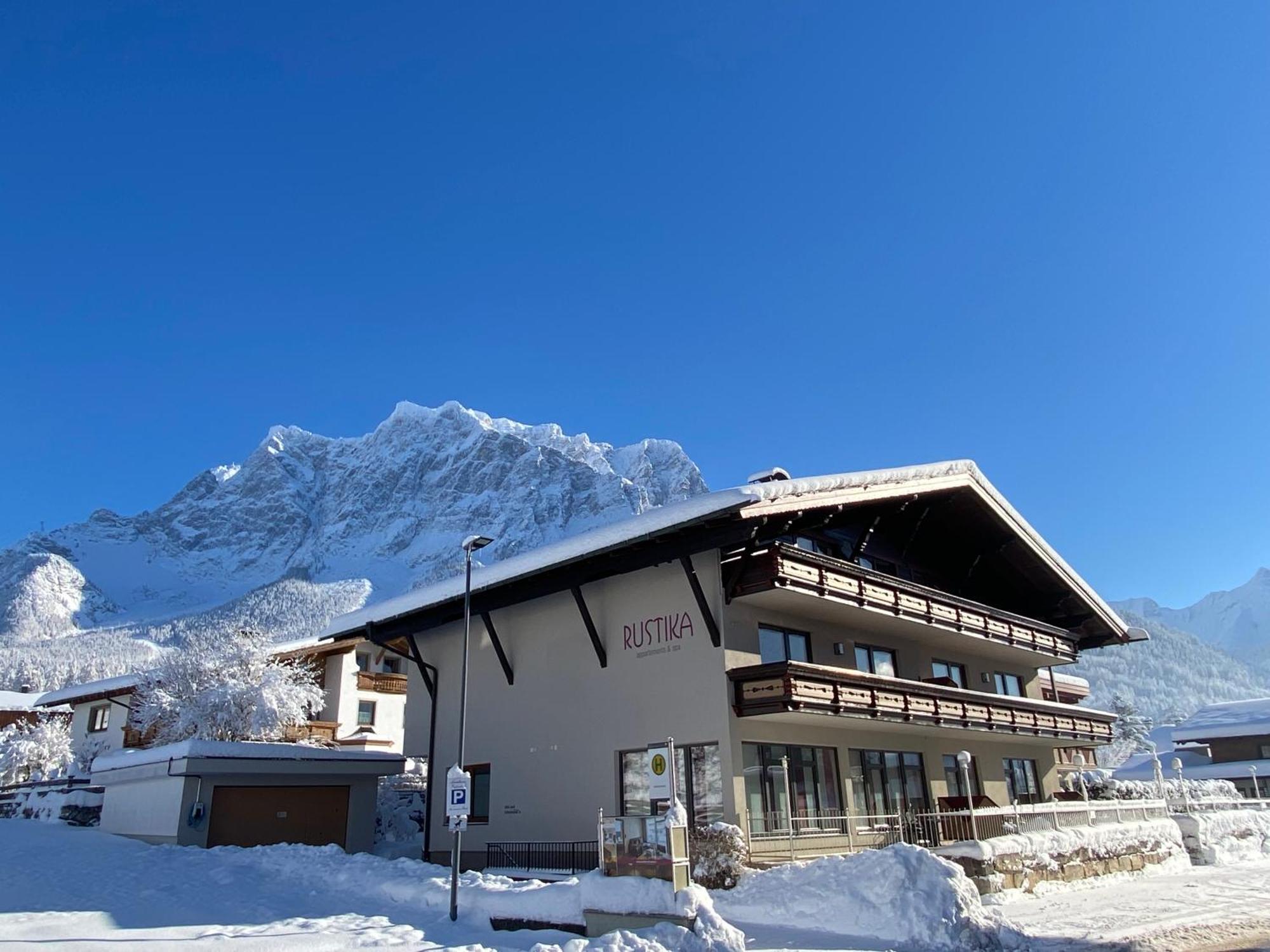 Rustika - Appartements & Spa Ehrwald Exterior foto